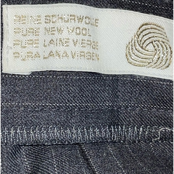Escada women’s wool pin striped pants. Size36 GUC - Picture 7 of 7